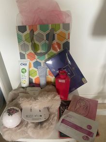 hampers/Gifts