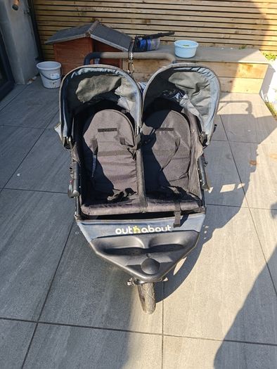 Out n about double buggy with buggy board included