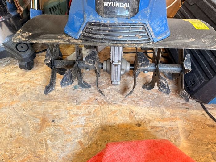 Electric Tiler - Rotavator only used 3 times