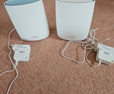 Netgear Orbi RBR50 + Satellite