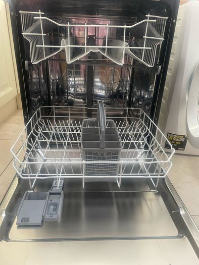 Logik Dishwasher (black) Ono - FOR COLLECTION BEFORE Wednesday