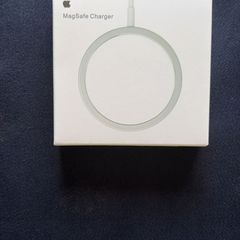 Apple MagSafe charger brand new