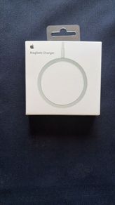 Apple MagSafe charger brand new