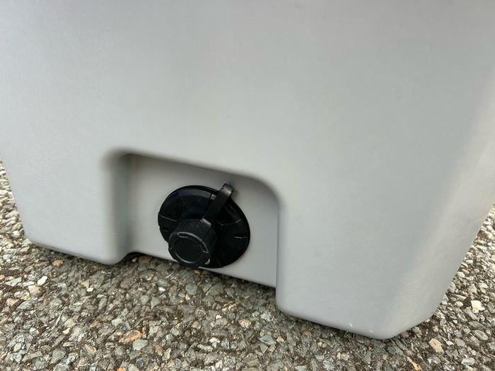 Kings 50 L cooler box