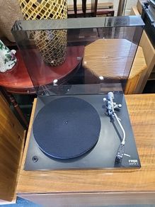 Quality Hi Fi Equipment inc Rega planar 3
