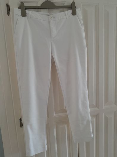 FRESIA White Ankle Grazer Trousers New