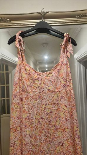 Gorgeous floral sun dress