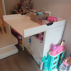 Press and Changing Baby Facility