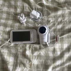 Baby monitor Hubble