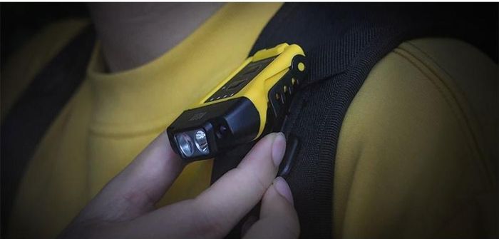 Nitecore NU11 Cap Light, intelligent LED torch for caps, 150 lumens