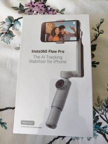 Insta360 Flow Pro The Al Tracking Stabilizer for iPhone