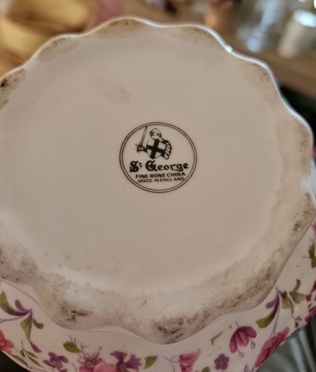 St.George China vase needs small repair