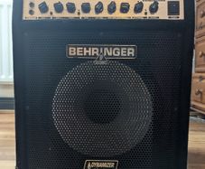 Behringer Ultrabass BX1200 120-Watt Bass Amplifier
