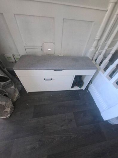 Shoe bench