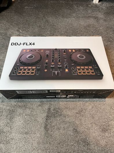 Pioneer DDJ FLX4 + Case