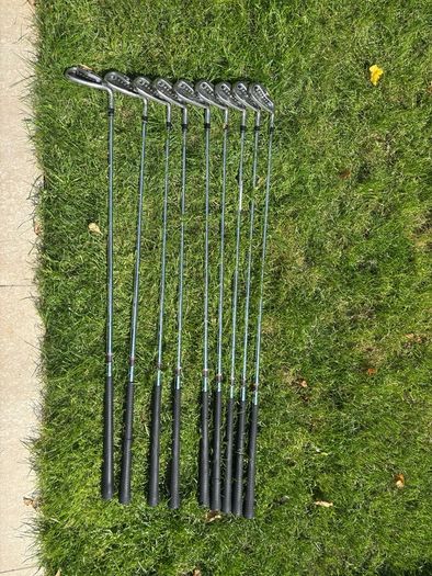 Taylormade r7 XD irons 3-SW