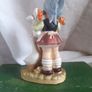 Vintage 1950s Porcelain girl figuerine. Image 5
