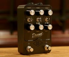 Universal Audio Dream '65 Reverb Amp Pedal