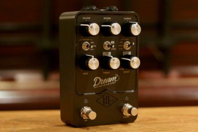 Universal Audio Dream '65 Reverb Amp Pedal
