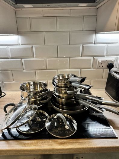 Pots & Pans