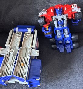 Transformers Armada Optimus Prime Incomplete