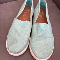 TOMS mint shoes size uk 4