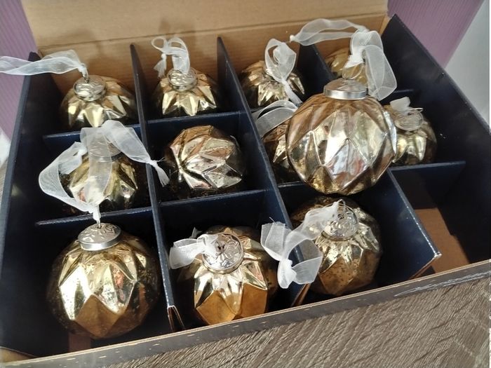 Box of x12 Gold Speckle Geometric Style Glass Christmas Baubles