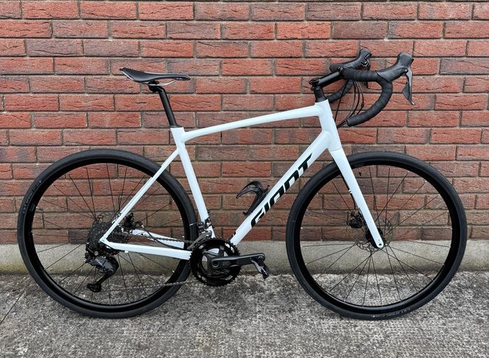 Giant Contend AR Road Bike
