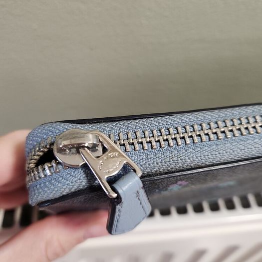 Coach purse (authentic)