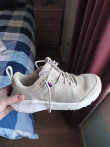 lovely Columbia waterproof runners