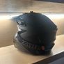 Full face helmet Image 2