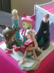Toni box & characters