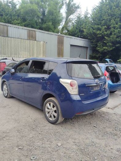 Breaking Toyota verso 2016 1.6 diesel