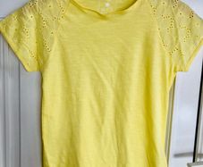 Girls yellow t-shirt