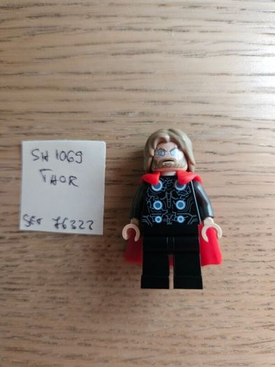 lego sh1069 Thor, set 76322