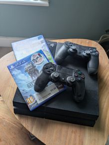 PS4 bundle