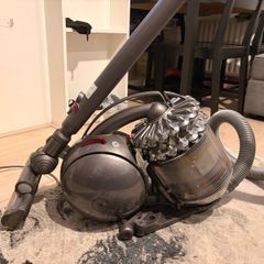 dyson cinetic vaccum