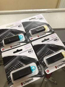 Kingston Memory Cards and USB Sticks 64 128gb New