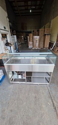 Commercial   Display Counter Fridge