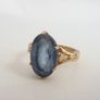 9 carat gold vintage blue glass ring size L Image 2