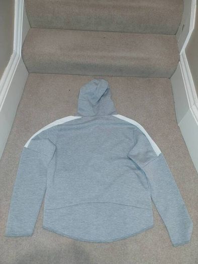 grey hoodie
