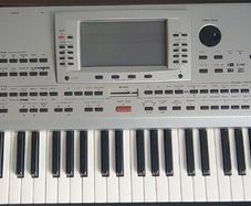 Korg Pa 80