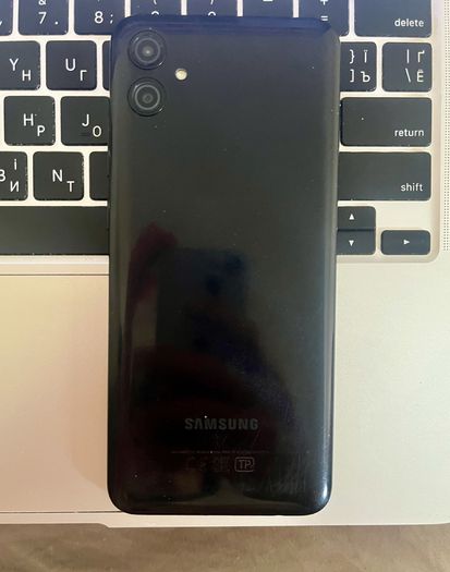 Samsung Galaxy A04e phone
