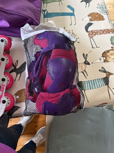 PRICE DROP Girls Roller blades and protective wear