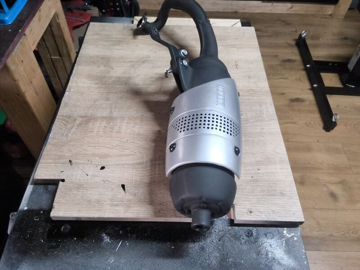 Yamaha aerox Exhaust