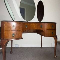 Vintage wooden dressing table with triple mirror