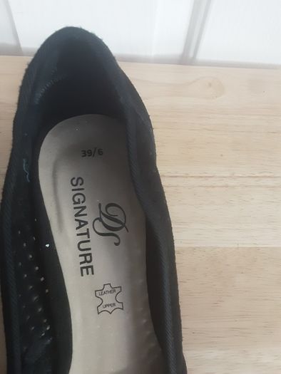 Shoes .. Size: 5 UK ..38 EU .. Signature  from Dunnes Stores now only 24.00euro
