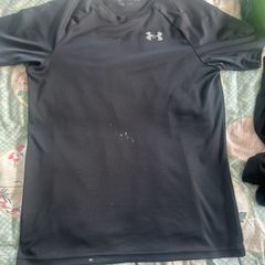 Under Armour T shirt