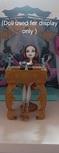 Monster High Spectra Dj set