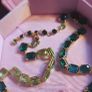 swarovski emerald green necklace Image 4
